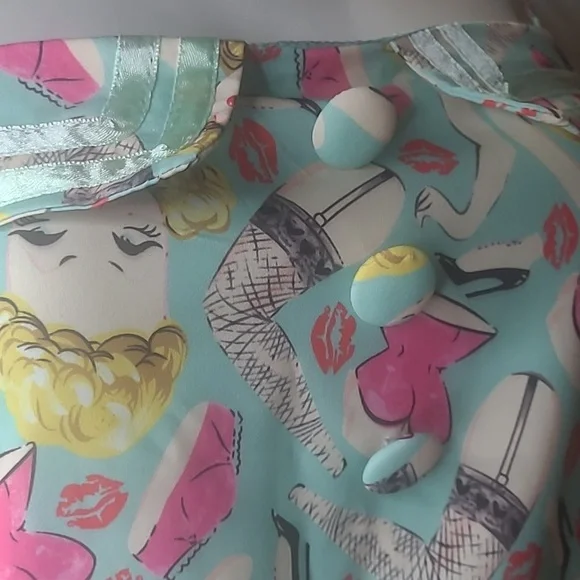 Matching Set - Picture 4 of 16